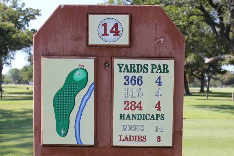 Hole 14 Sign